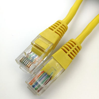 UTP Cat5e Rj45 al amarillo del cable del cordón de remiendo de Ethernet de la red RJ45